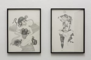 links: Roundalay 2013, rechts: Knife, Stone, Bird (Tantrika) 2014, beide Bleistift auf Papier 40 x 30 cm